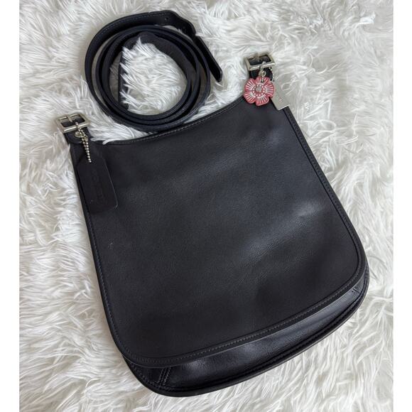 Vintage COACH 9131 Navy Nickle Small Hippie Flap Crossbody Bag - Picture 2 of 10